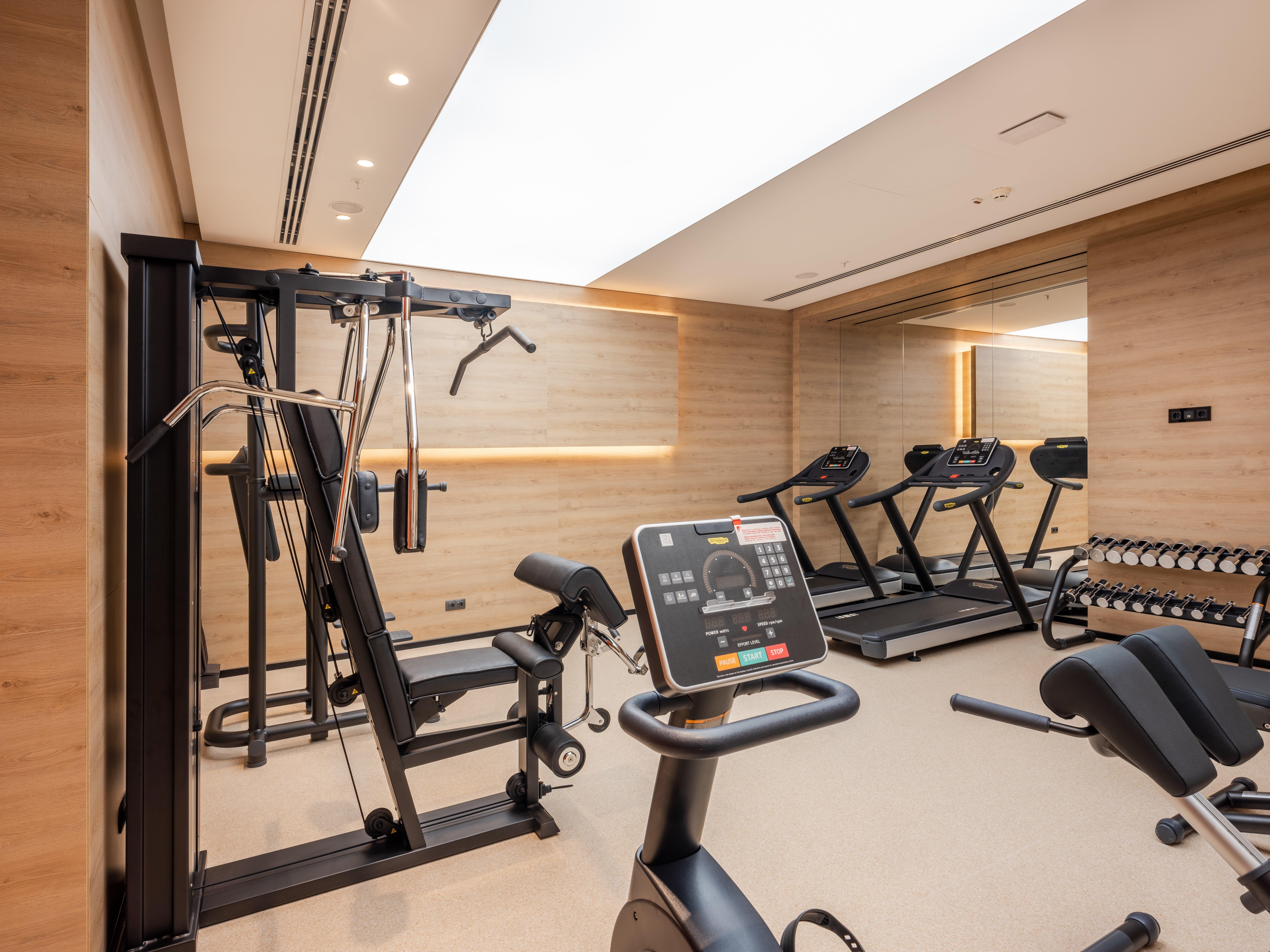 ホテル Intercontinental Baku By Ihg エクステリア 写真 The gym at the hotel