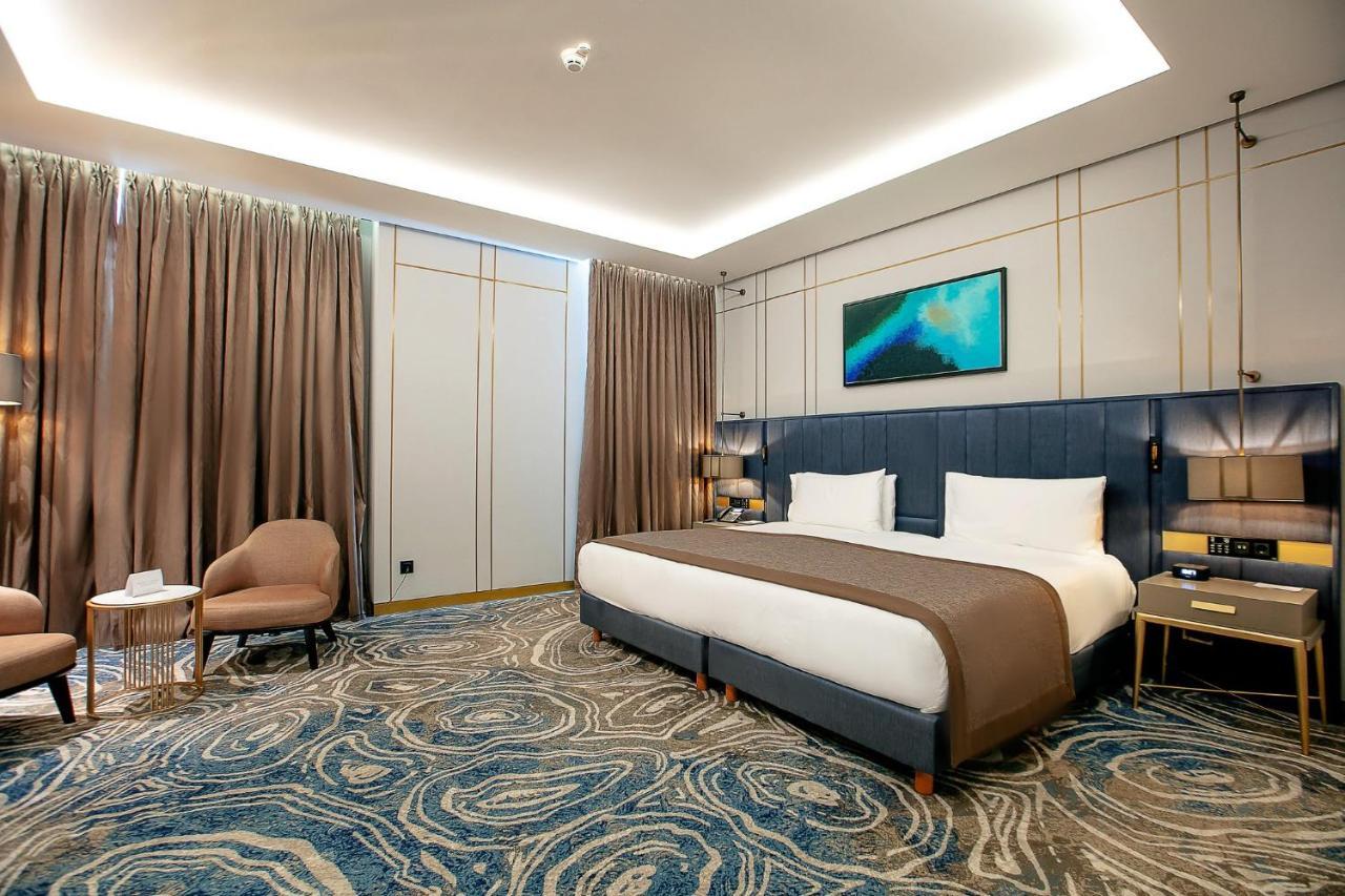 ホテル Intercontinental Baku By Ihg エクステリア 写真 Deluxe Room