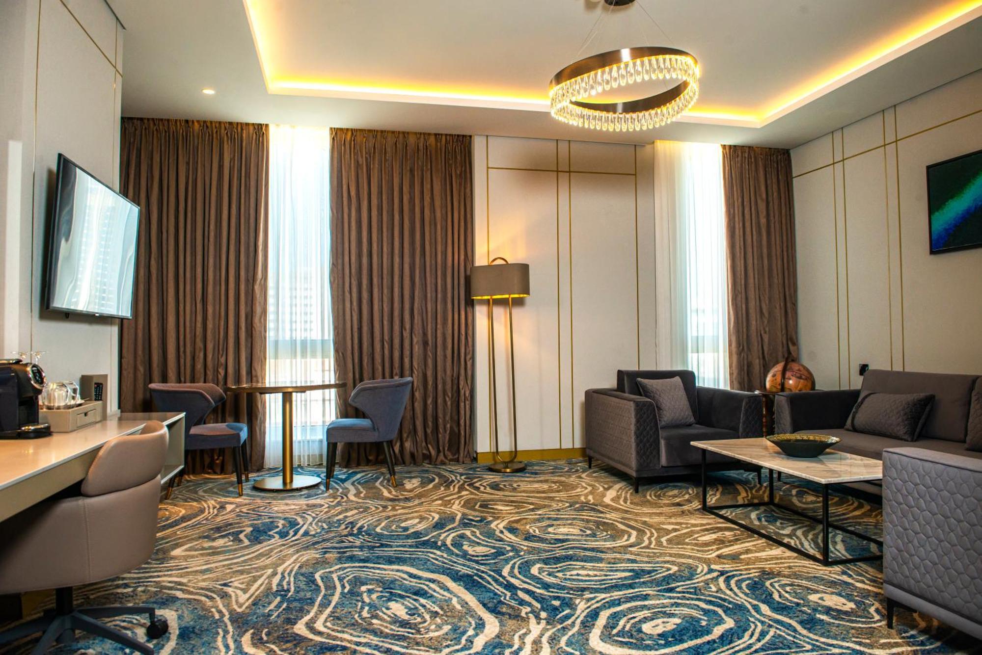 ホテル Intercontinental Baku By Ihg エクステリア 写真 Suite room at the hotel